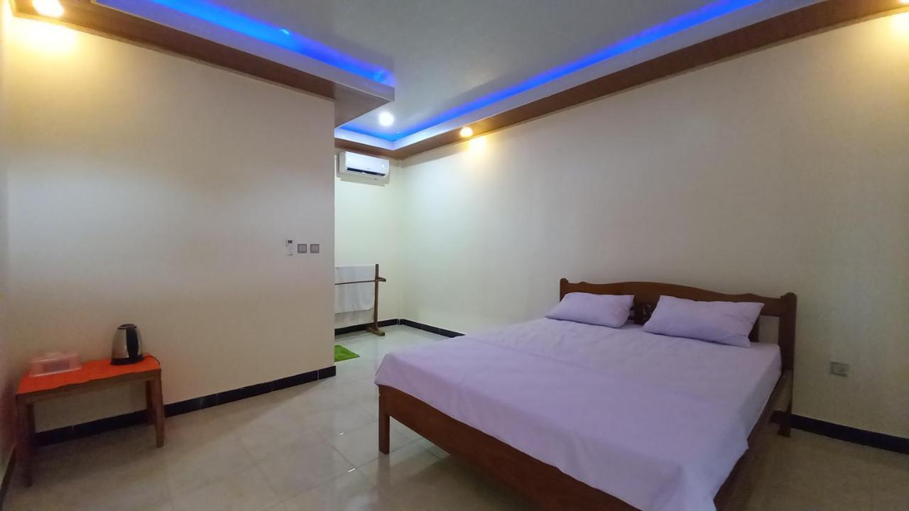 Benedict Guesthouse By Mori Hospitality Labuan Bajo Buitenkant foto